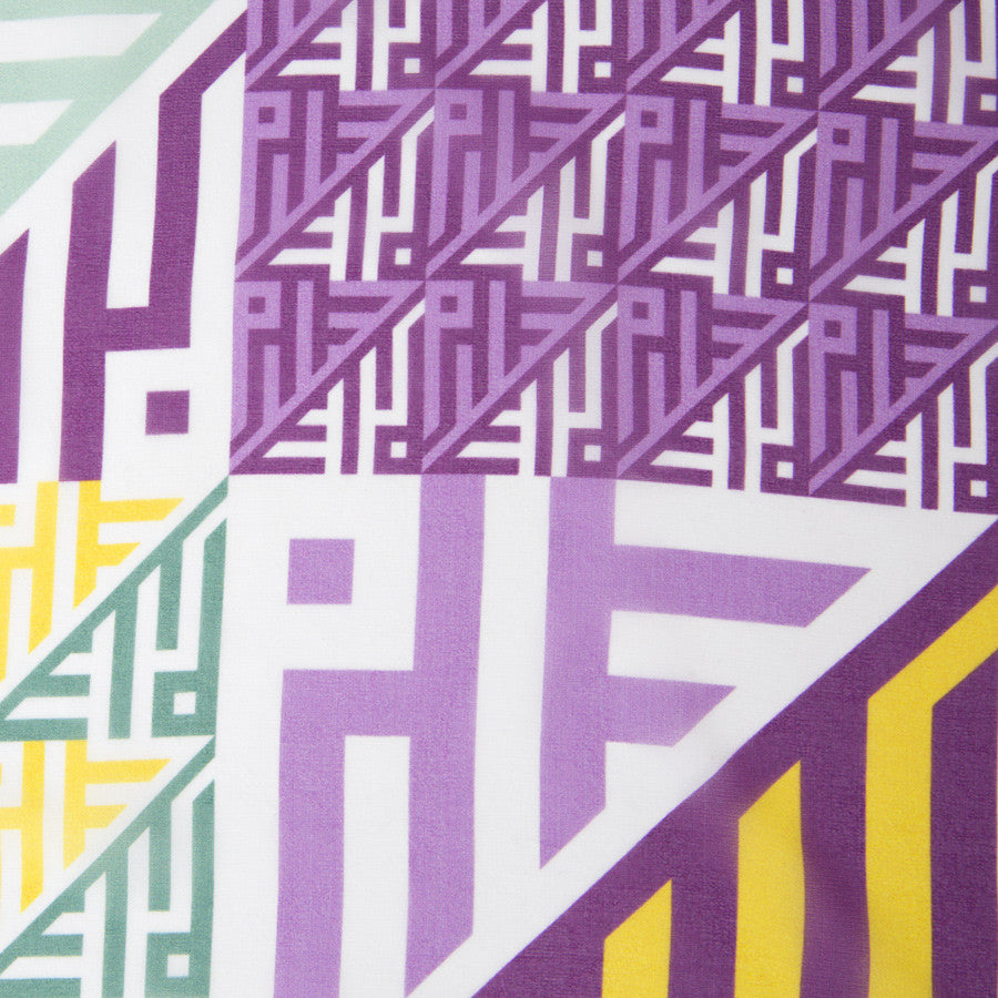 Camus | Spring | Close-up