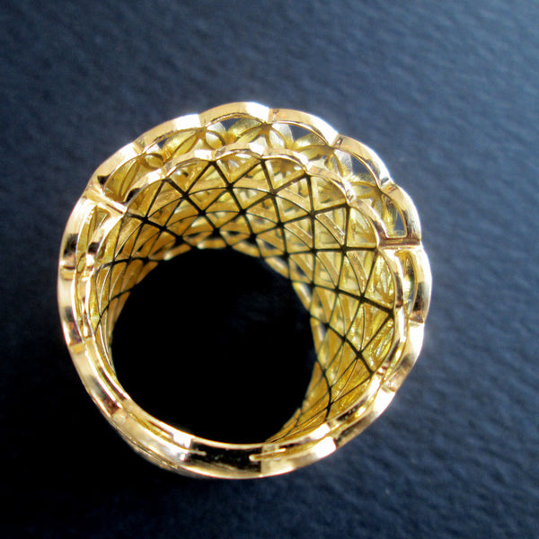 Illusion ring
