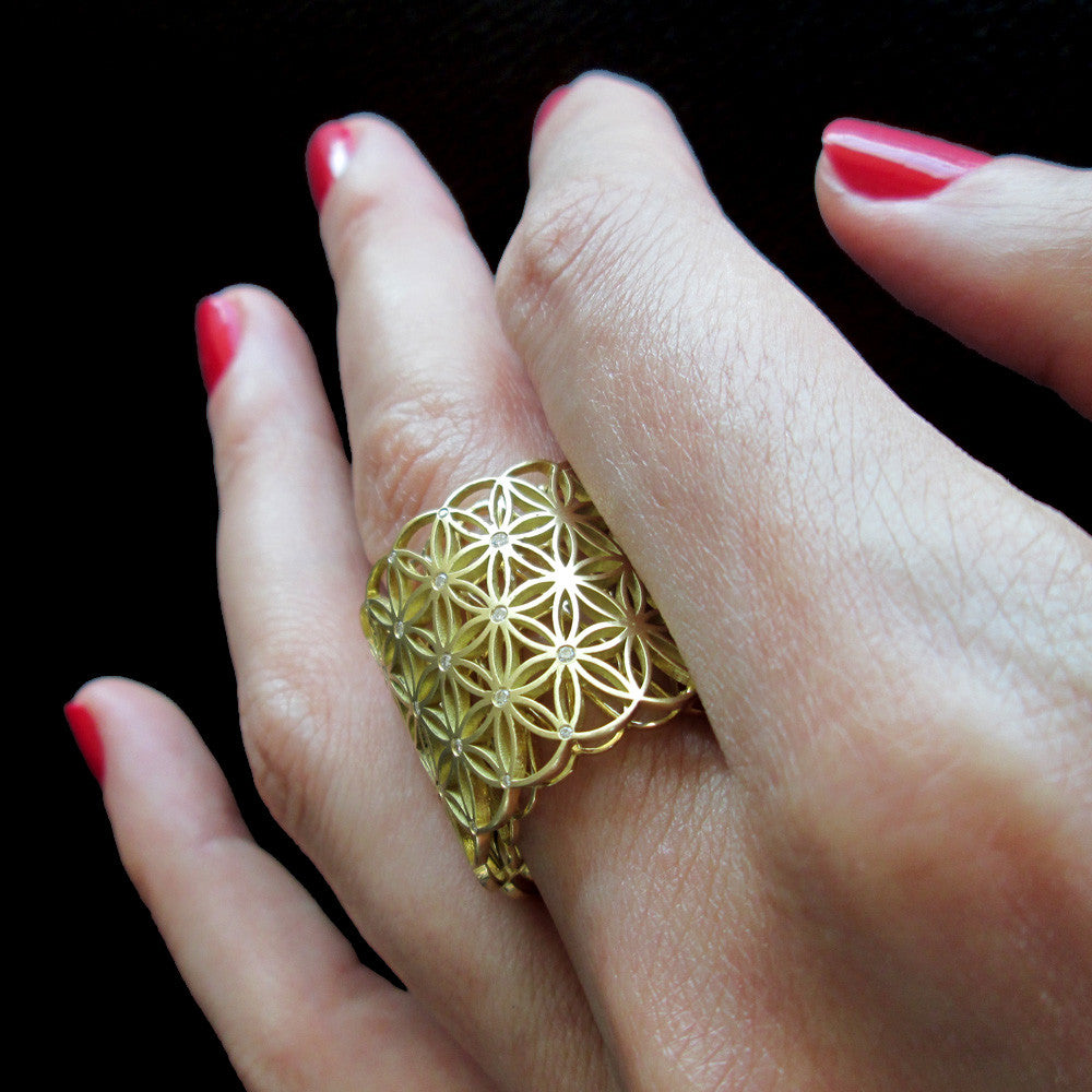 Illusion ring