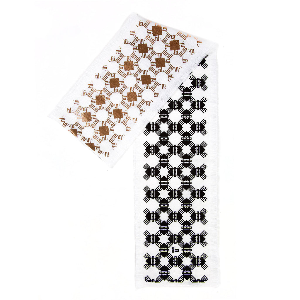 Frost • Cotton luxury scarf • Copper & Black • Spread