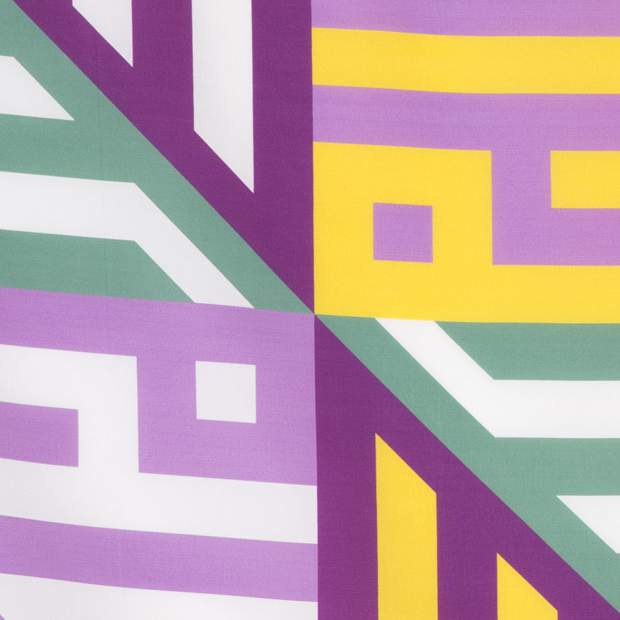 Gibran | Spring | Close-up