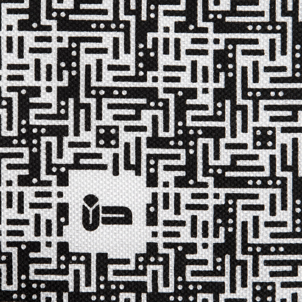 Laozi • Cotton luxury scarf • Silver & Black • Close-up 2